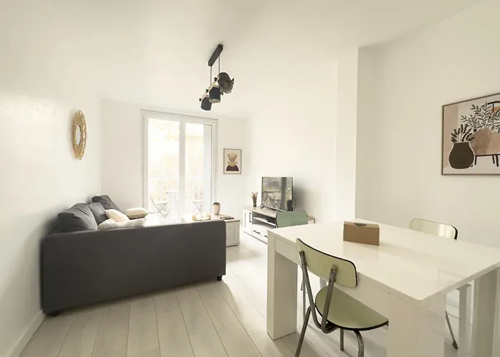 #hr Les Charmilles T4 דירה גרנובל